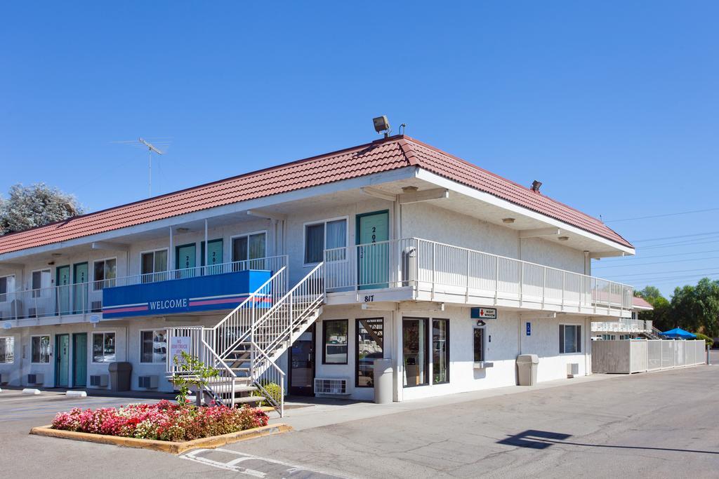Motel 6-Stockton, Ca - Charter Way West Kültér fotó